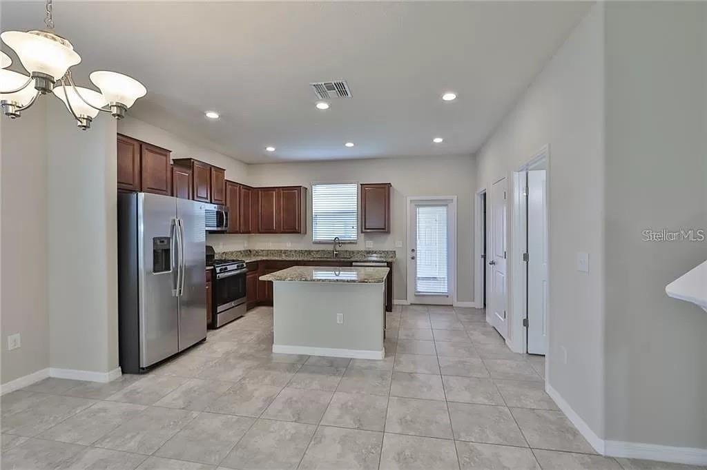 7325 PARKSHORE DR, APOLLO BEACH, FL, 33572