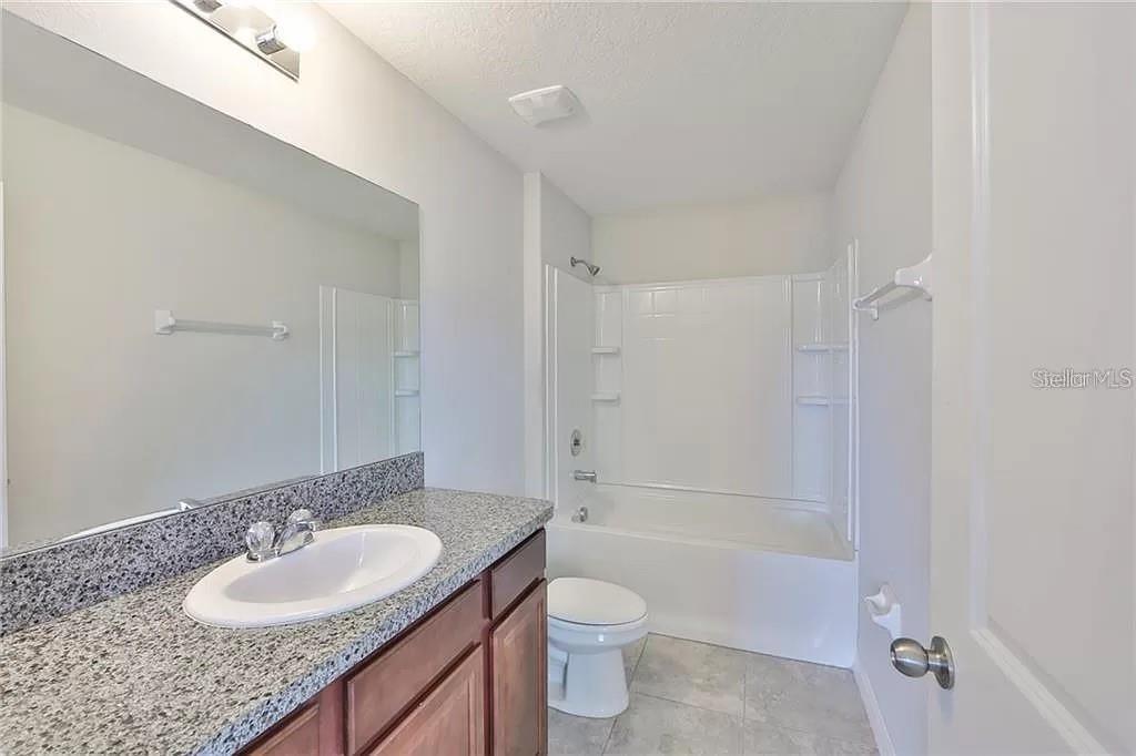 7325 PARKSHORE DR, APOLLO BEACH, FL, 33572