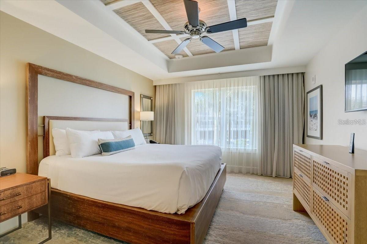 5325 MARINA DRIVE #423, HOLMES BEACH, FL, 34217