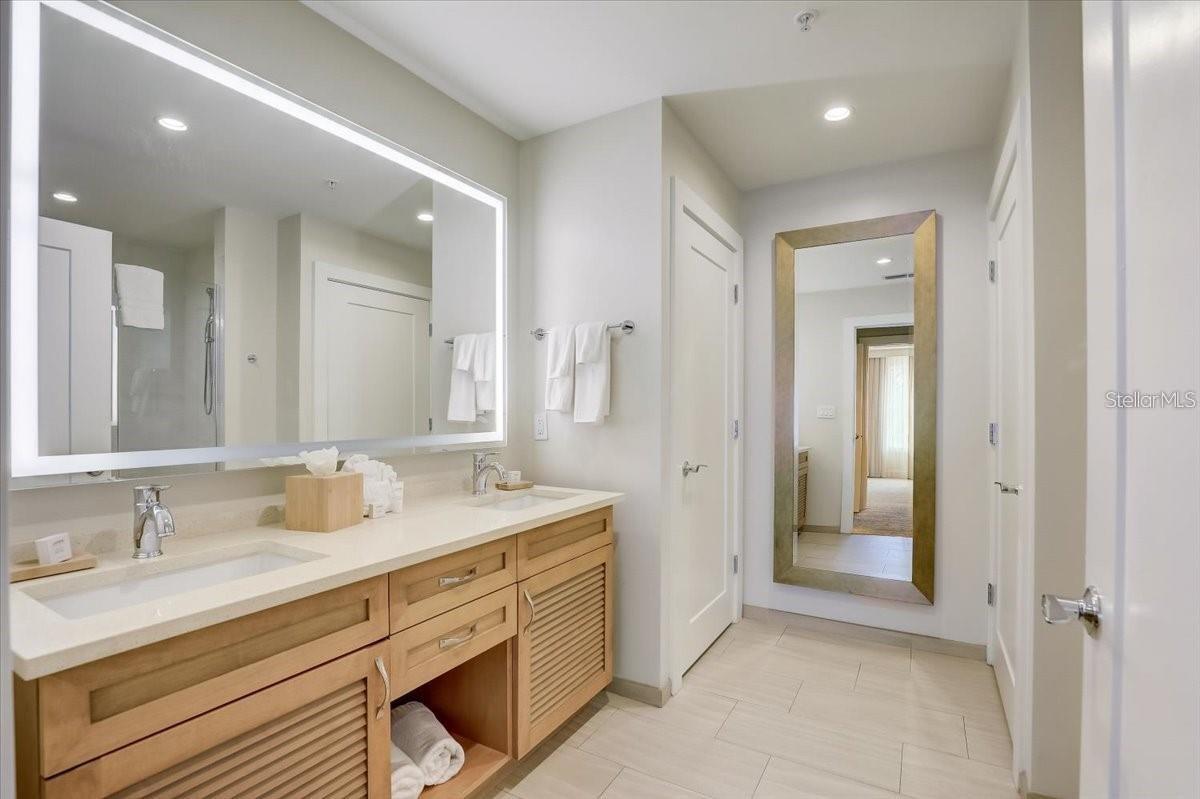5325 MARINA DRIVE #423, HOLMES BEACH, FL, 34217