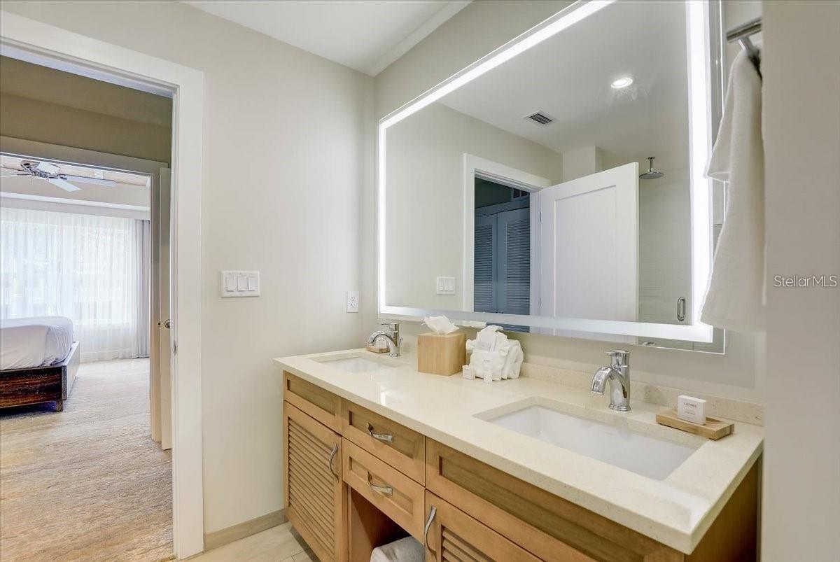 5325 MARINA DRIVE #423, HOLMES BEACH, FL, 34217