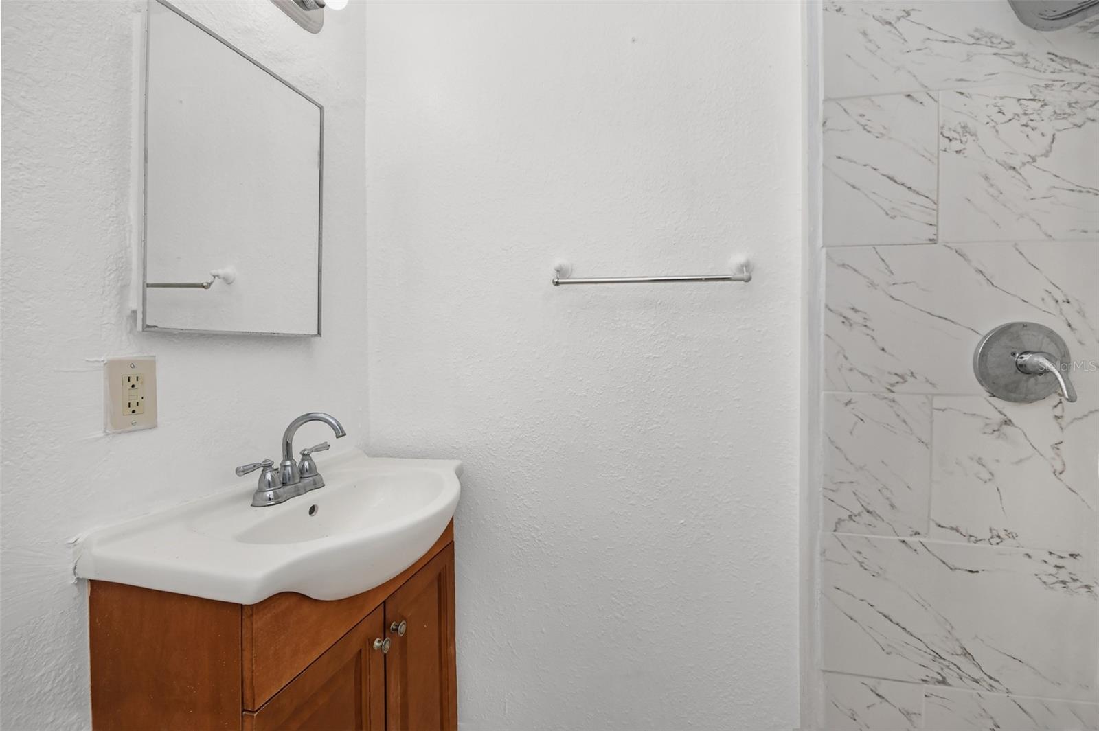 1201 W 11TH ST, SANFORD, FL, 32771