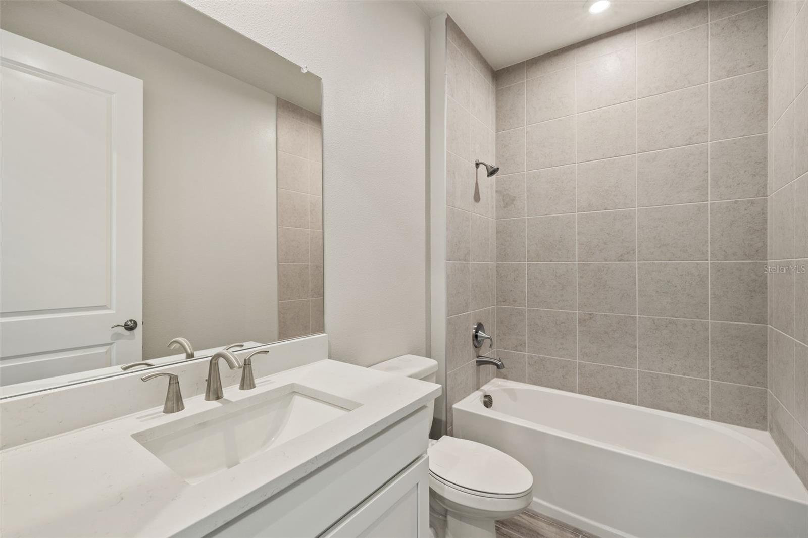 17800 SOLSTICE AVE, VENICE, FL, 34293