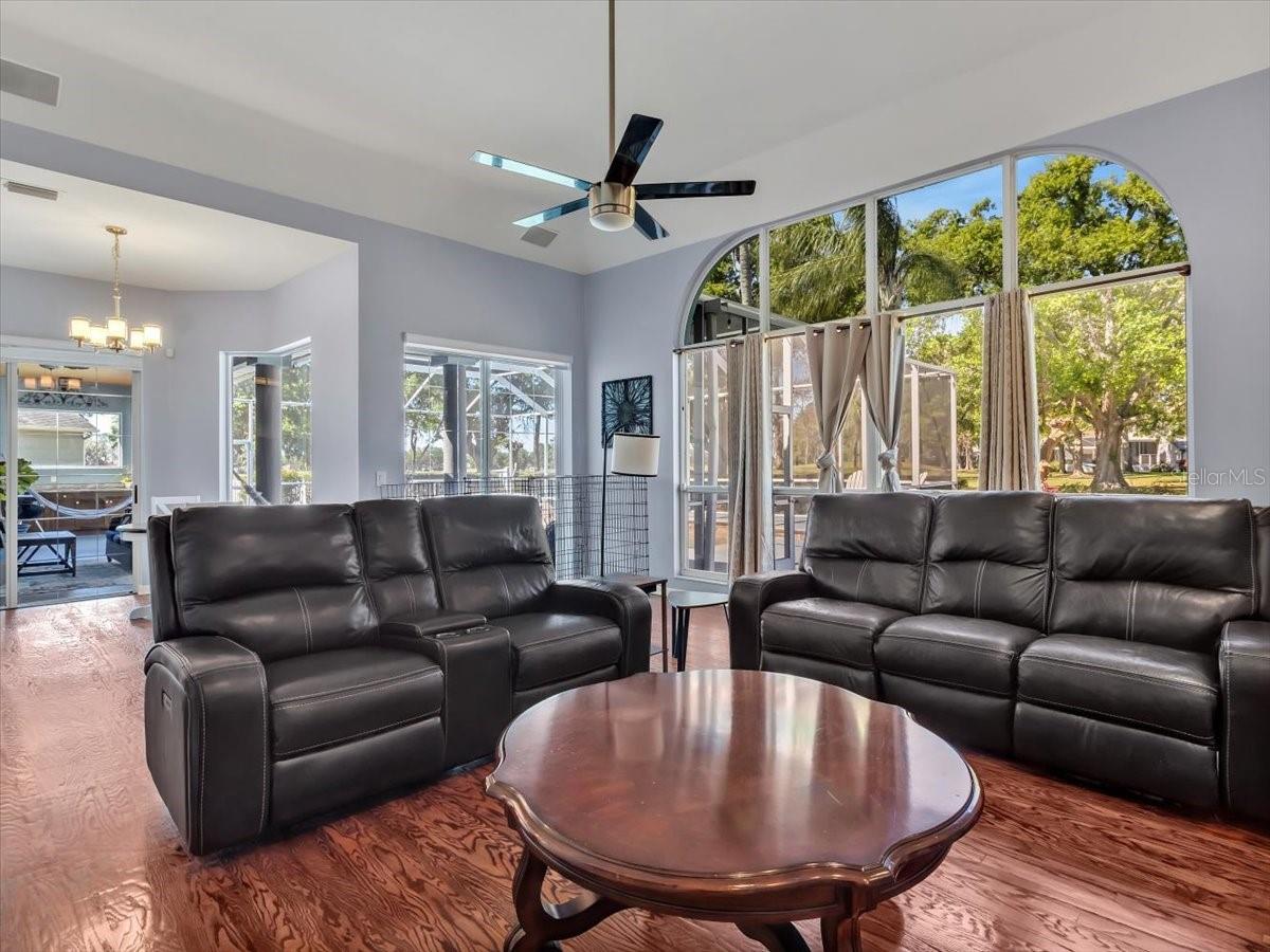 4419 SWIFT CIR, VALRICO, FL, 33596