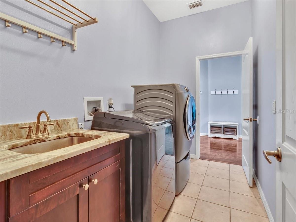 4419 SWIFT CIR, VALRICO, FL, 33596