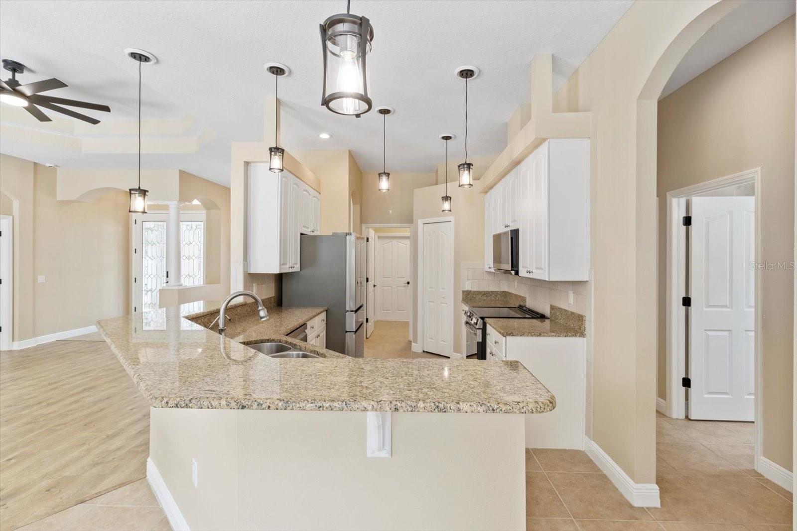 1 HACKBERRY CT S, HOMOSASSA, FL, 34446