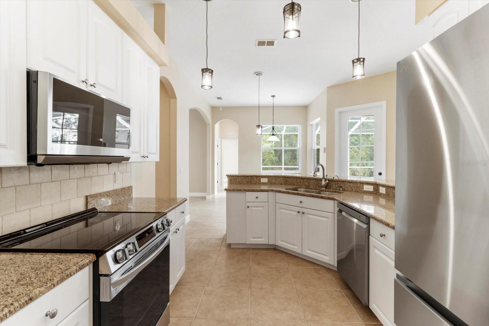 1 HACKBERRY CT S, HOMOSASSA, FL, 34446