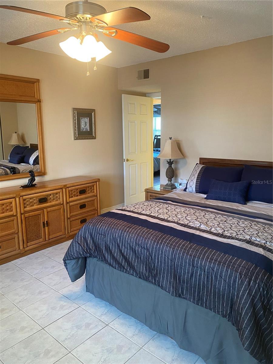 7701 STARKEY RD #602, SEMINOLE, FL, 33777