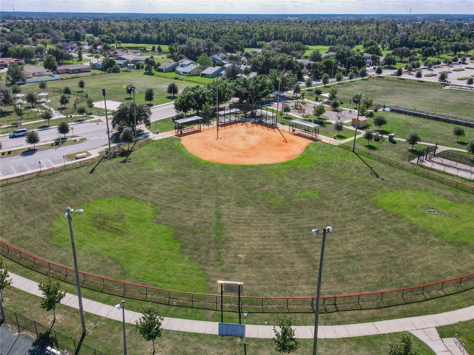 556 HUMMINGBIRD CT, KISSIMMEE, FL, 34759