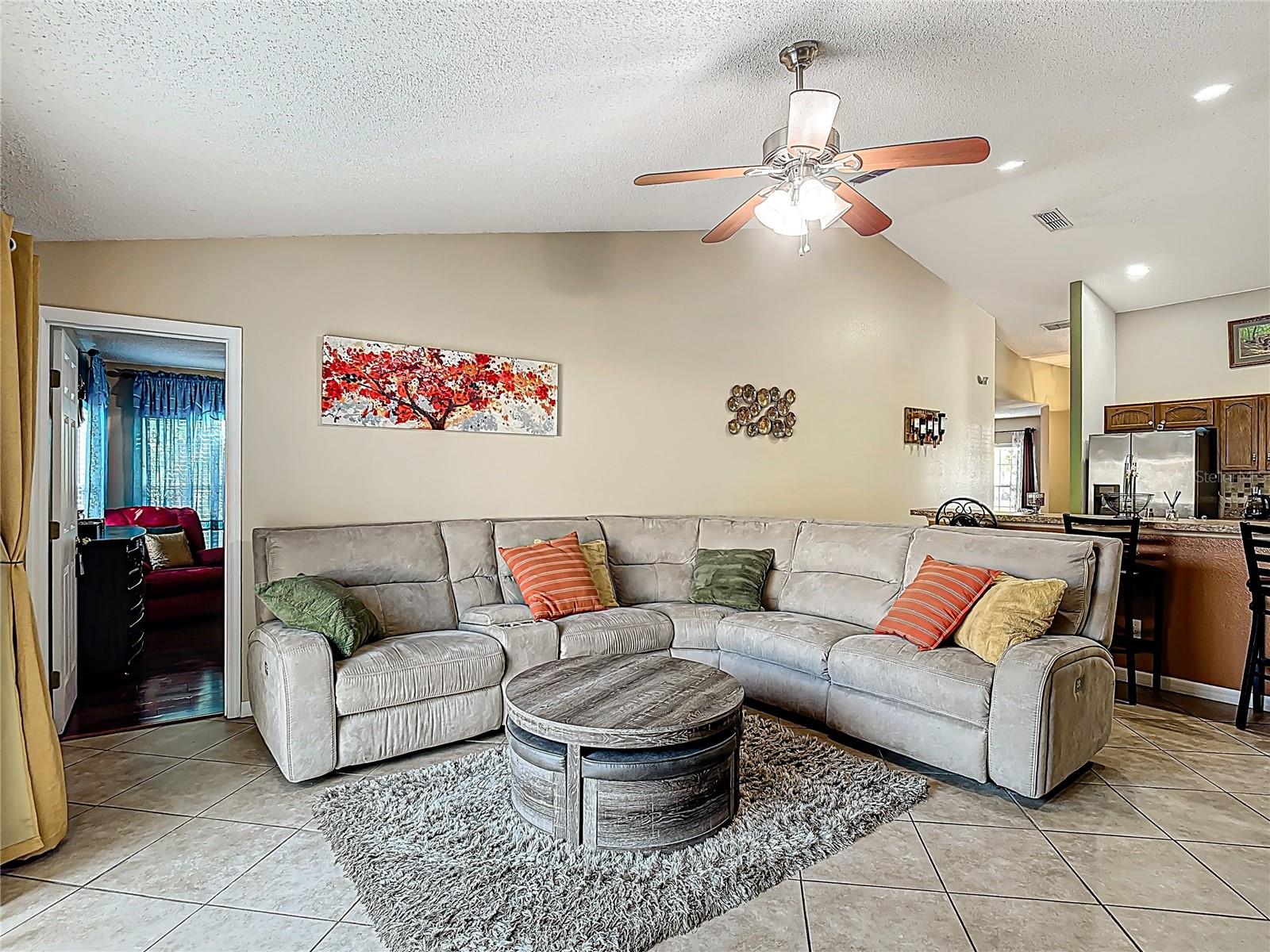 556 HUMMINGBIRD CT, KISSIMMEE, FL, 34759