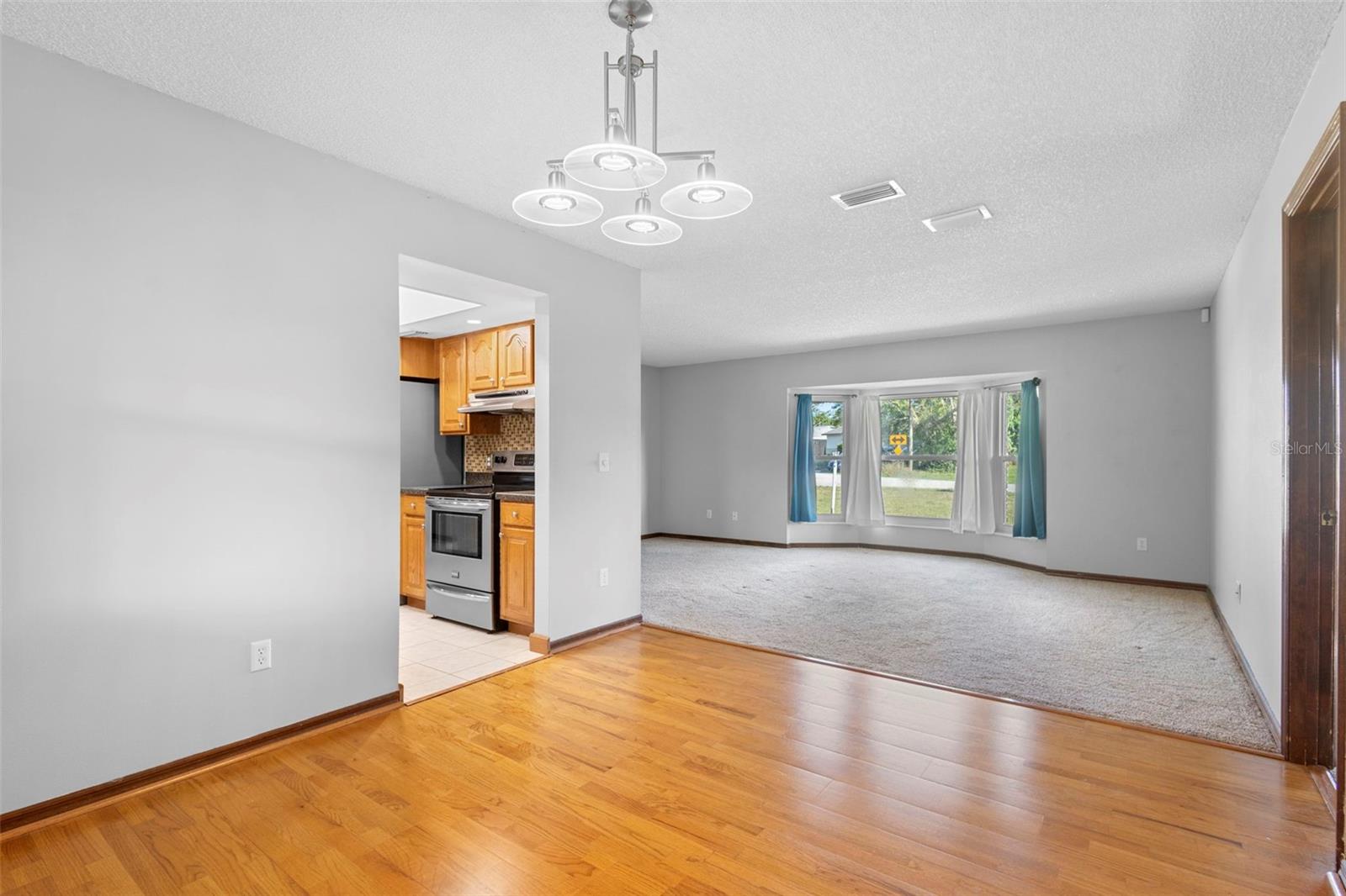 947 N ATMORE CIR, DELTONA, FL, 32725