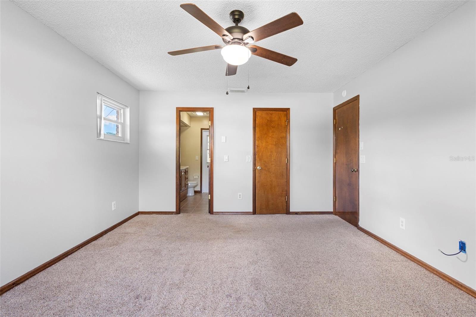 947 N ATMORE CIR, DELTONA, FL, 32725
