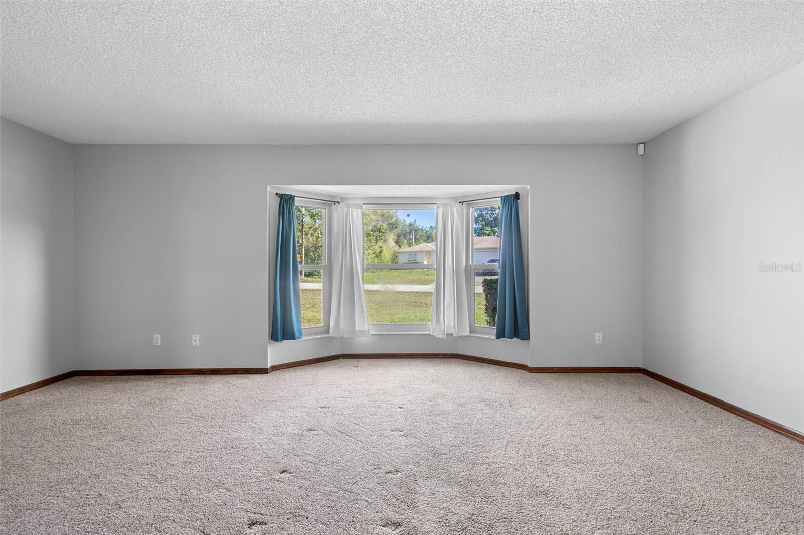 947 N ATMORE CIR, DELTONA, FL, 32725