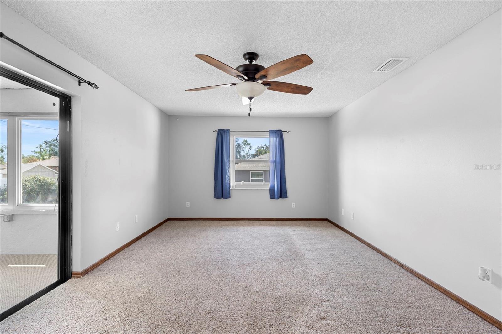 947 N ATMORE CIR, DELTONA, FL, 32725