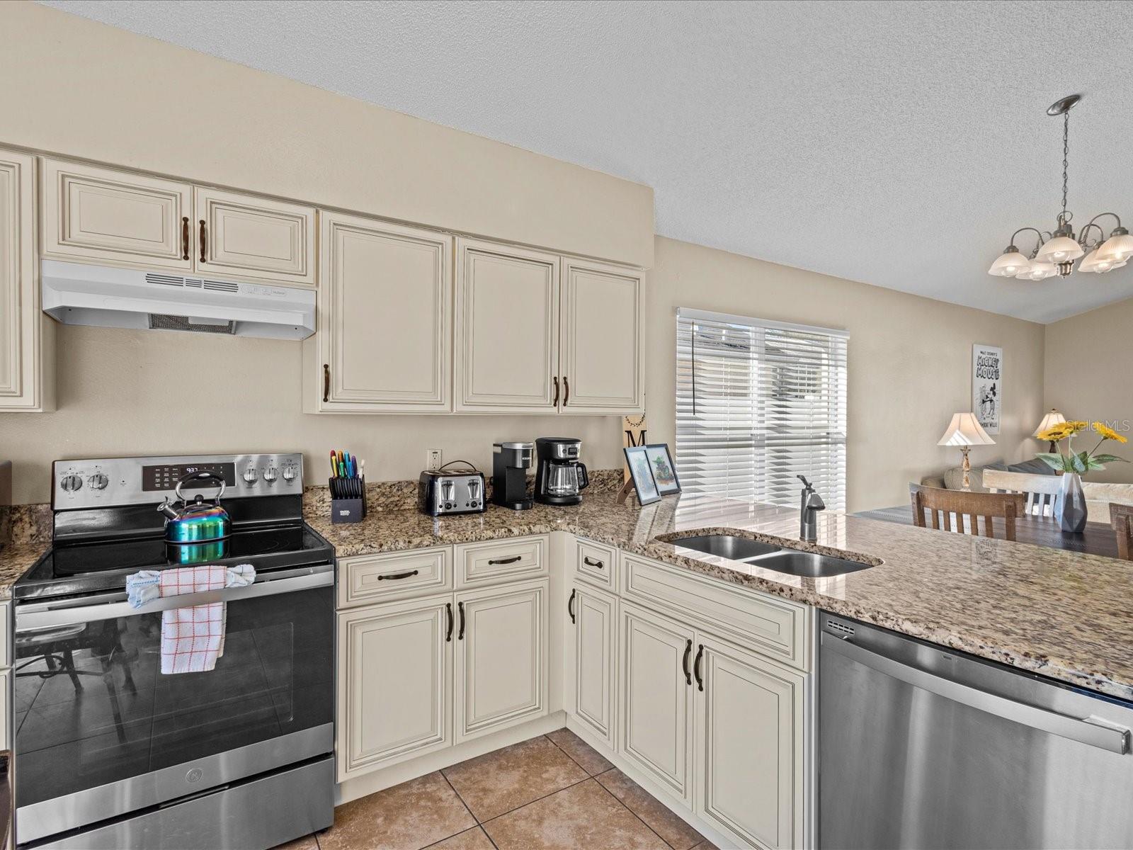 2520 CHATHAM CIR, KISSIMMEE, FL, 34746