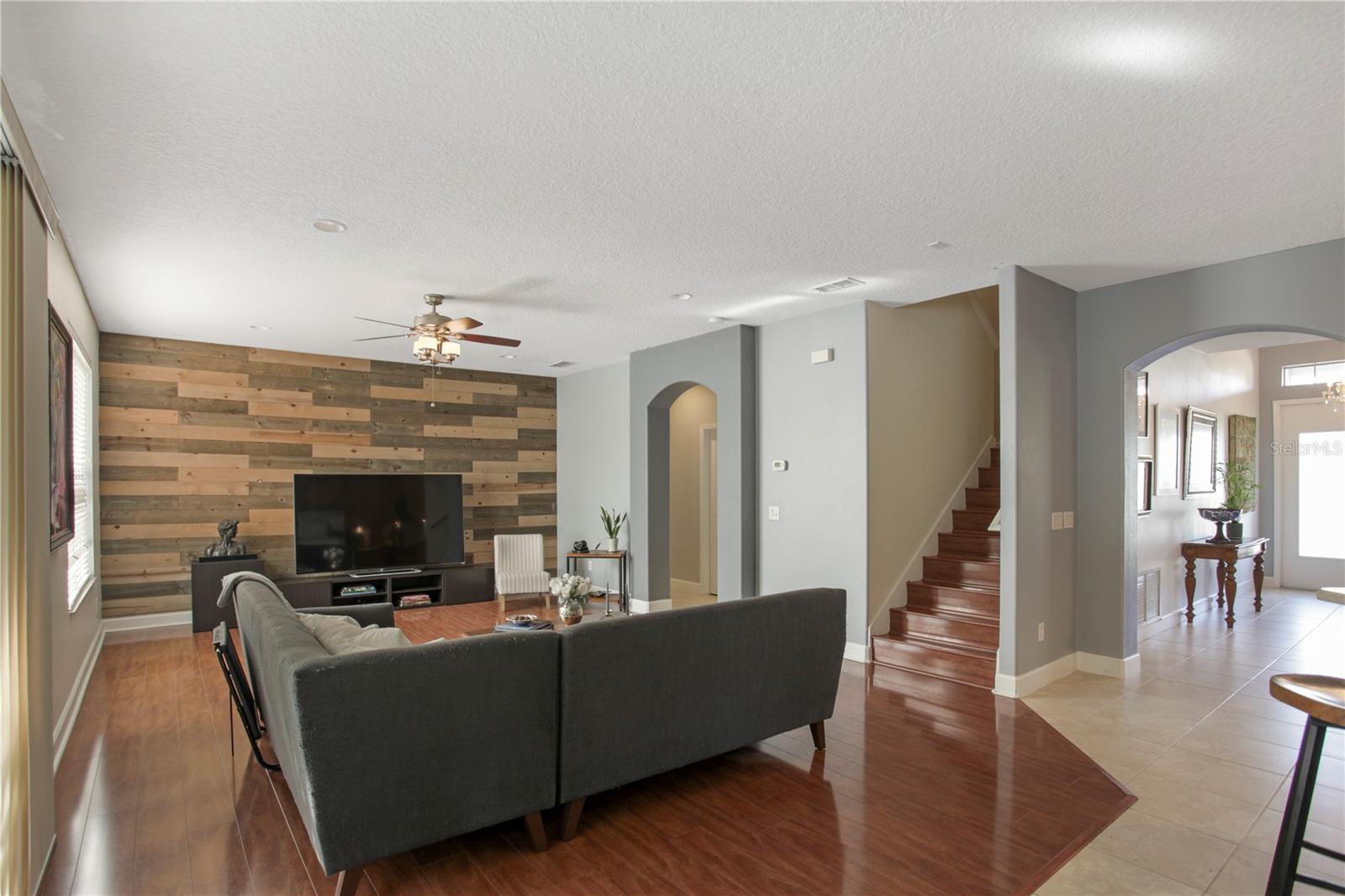 3227 CURVING OAKS WAY, ORLANDO, FL, 32820