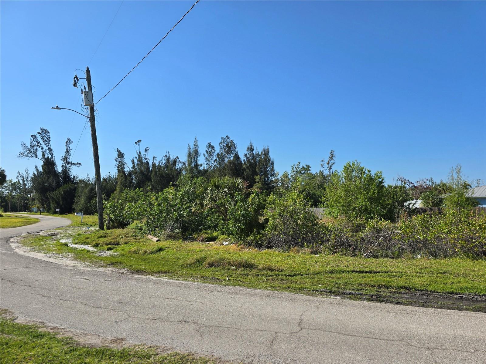 201 DARST AVE, PUNTA GORDA, FL, 33950