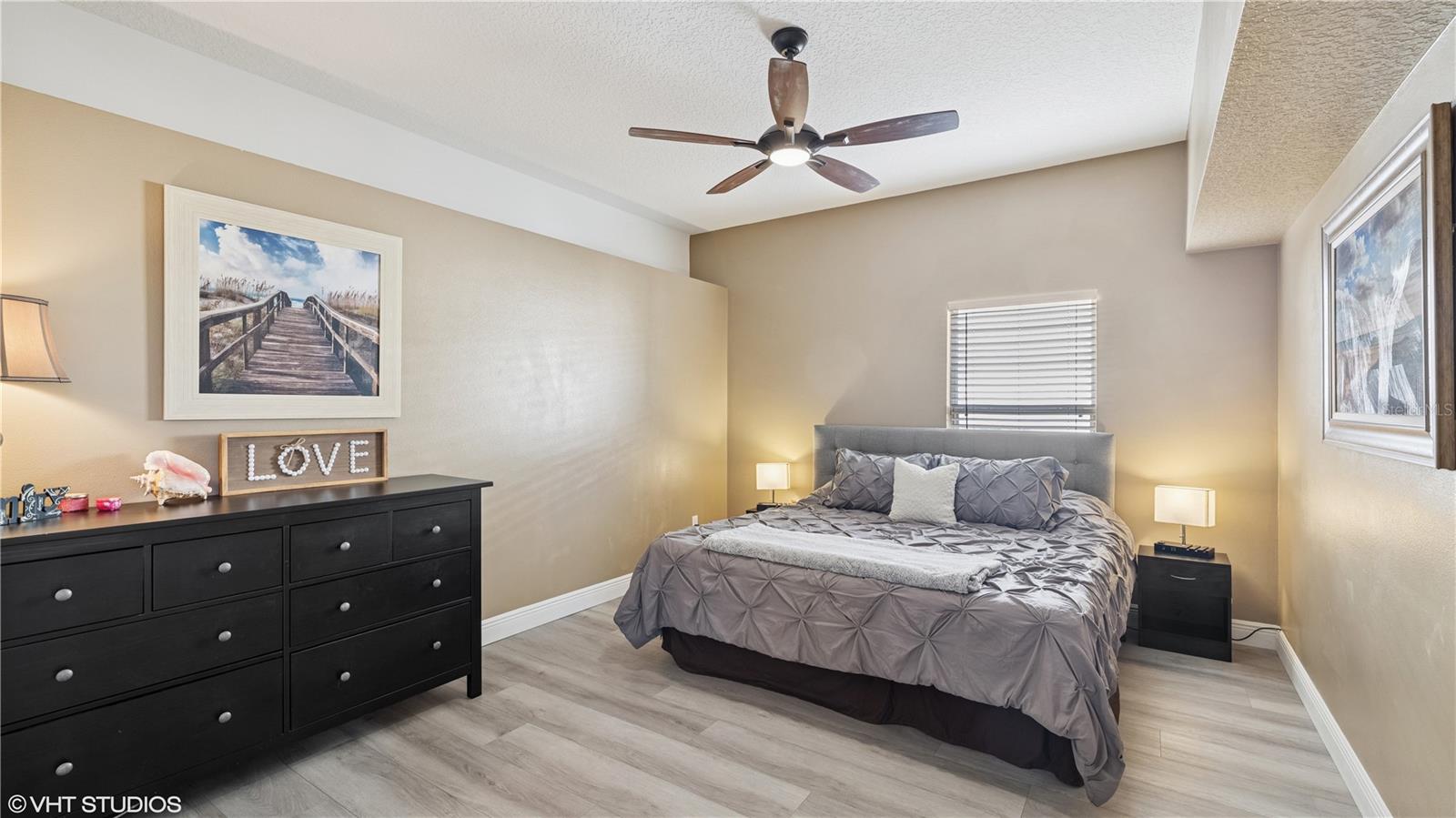 2412 STONE CROSS CIR, ORLANDO, FL, 32828