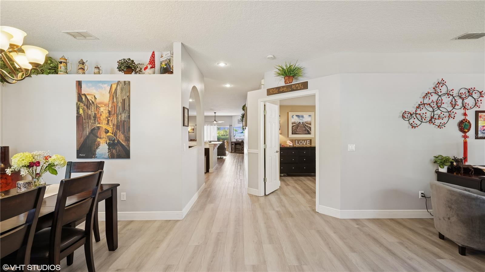 2412 STONE CROSS CIR, ORLANDO, FL, 32828