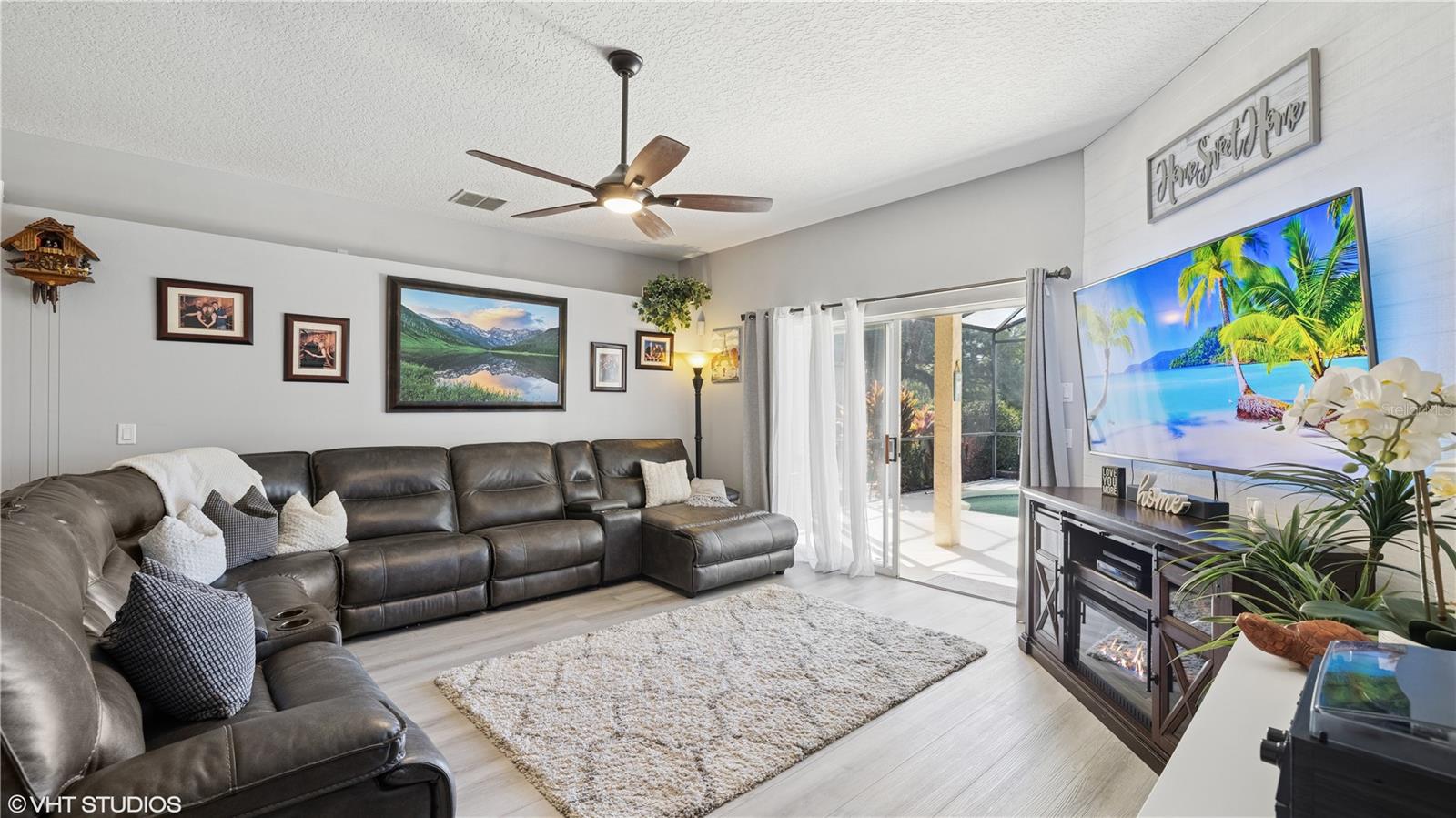 2412 STONE CROSS CIR, ORLANDO, FL, 32828