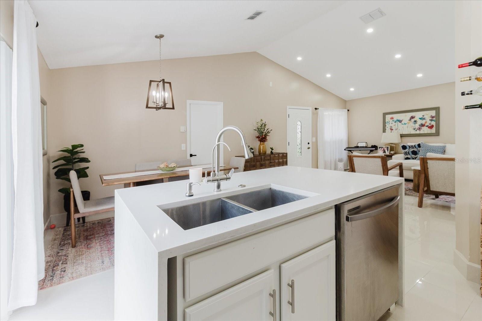 30225 DOUBLE DR, WESLEY CHAPEL, FL, 33545