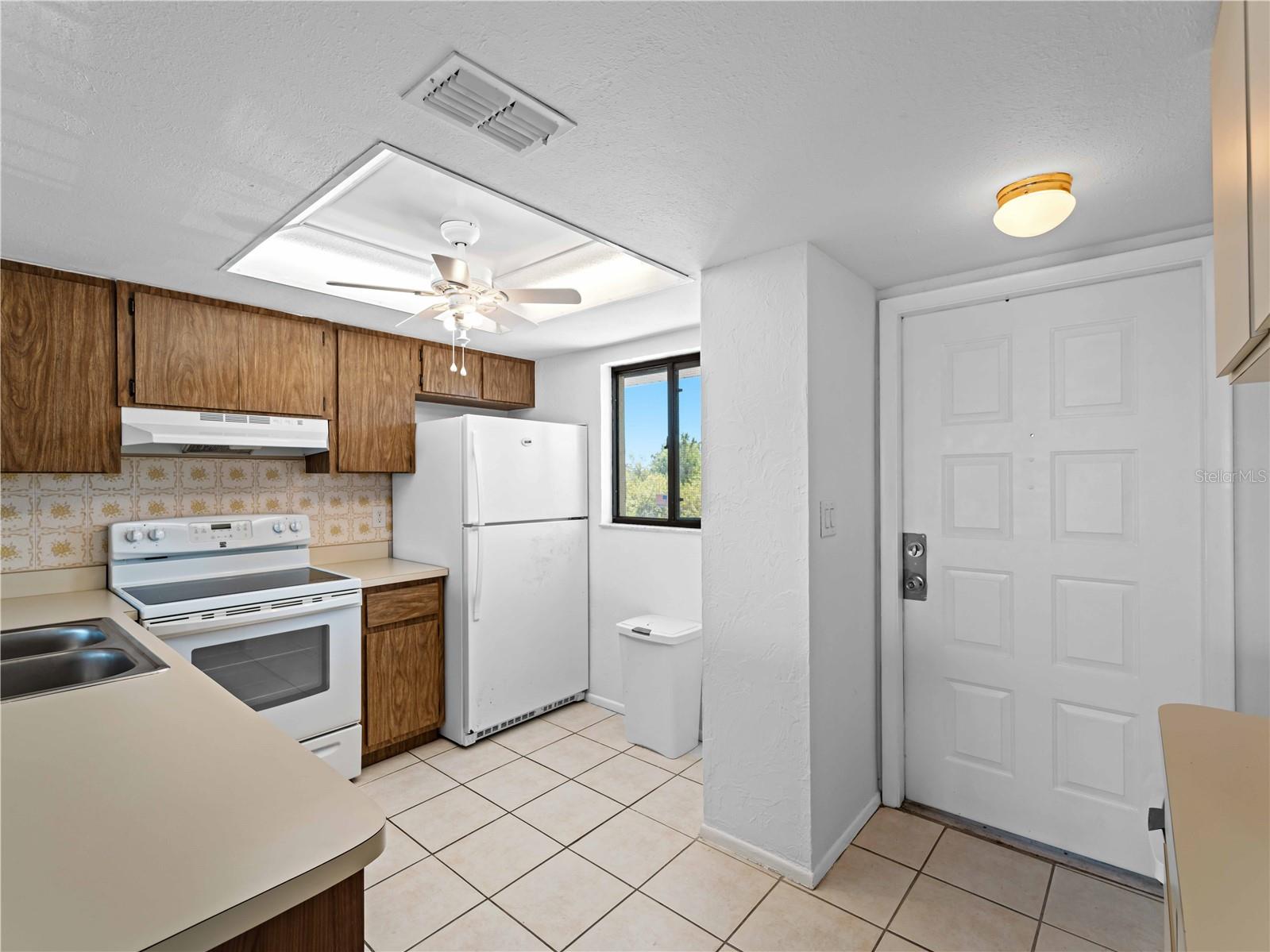 25225 RAMPART BLVD #205, PUNTA GORDA, FL, 33983