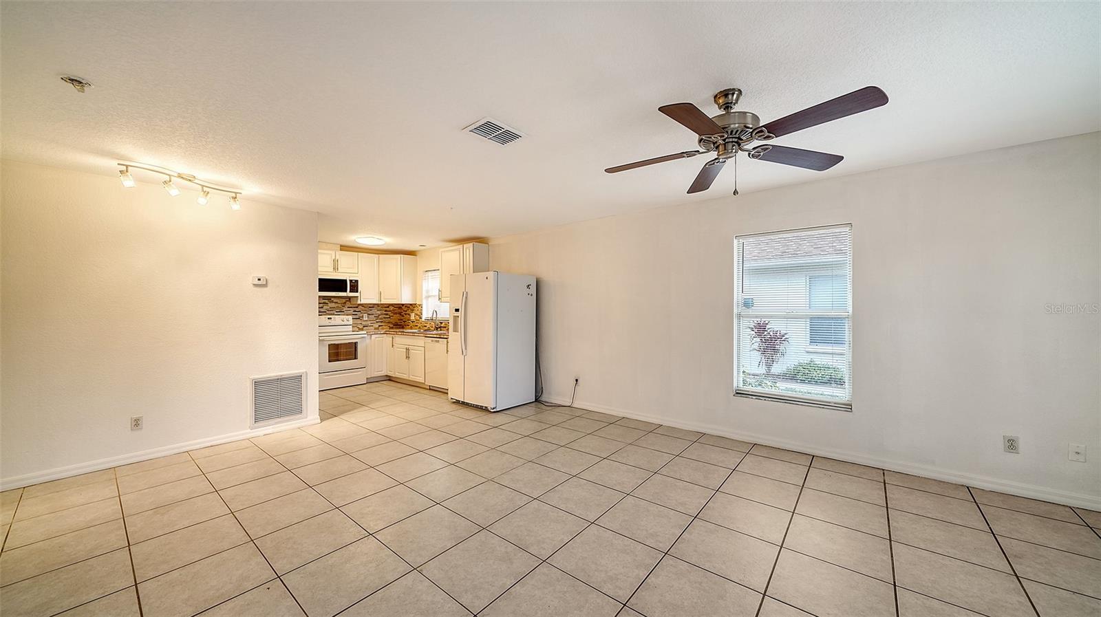 2106 ROSELAWN ST, SARASOTA, FL, 34231