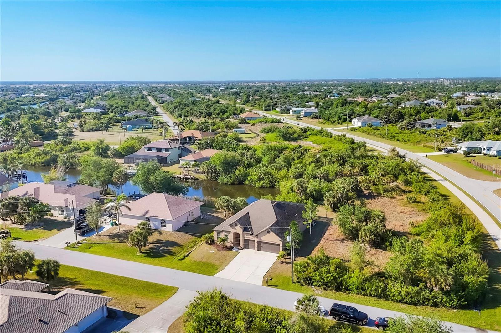 9518 WACKER TER, PORT CHARLOTTE, FL, 33981