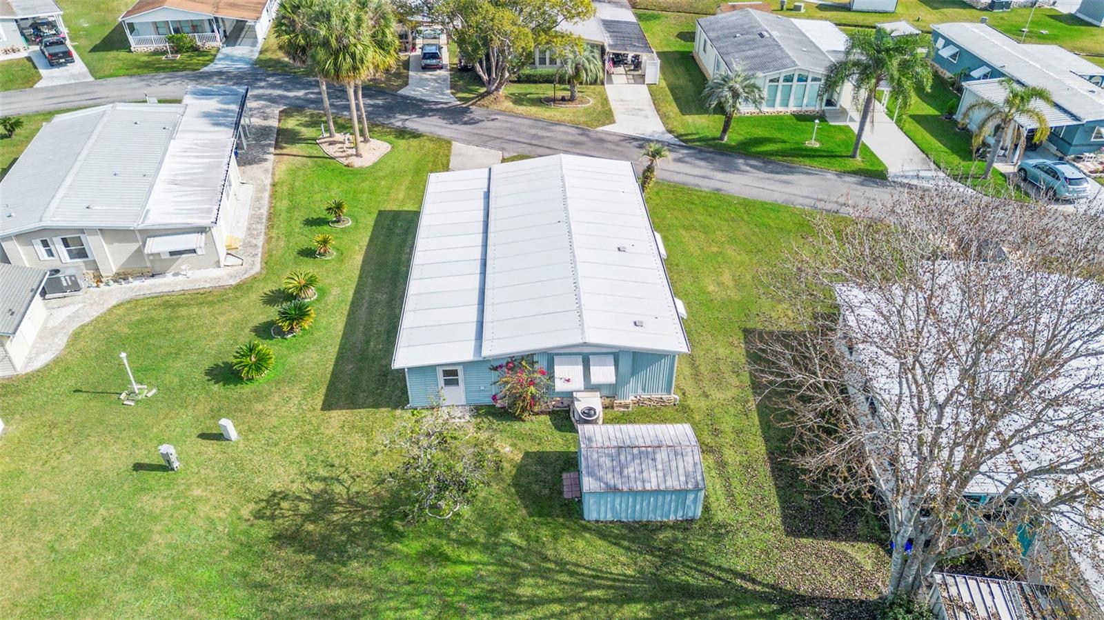 V4941713 Property Photo