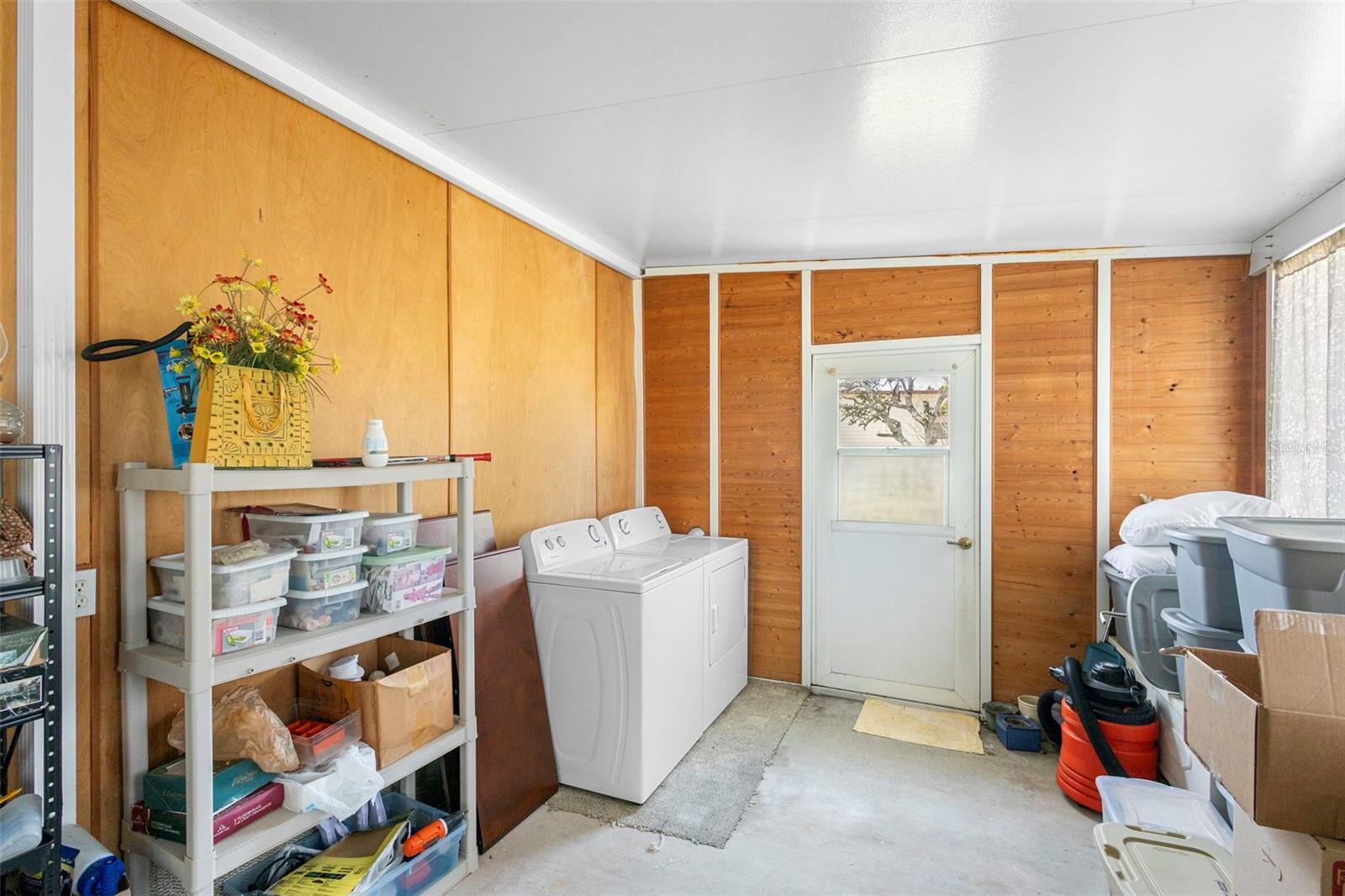 V4941713 Property Photo