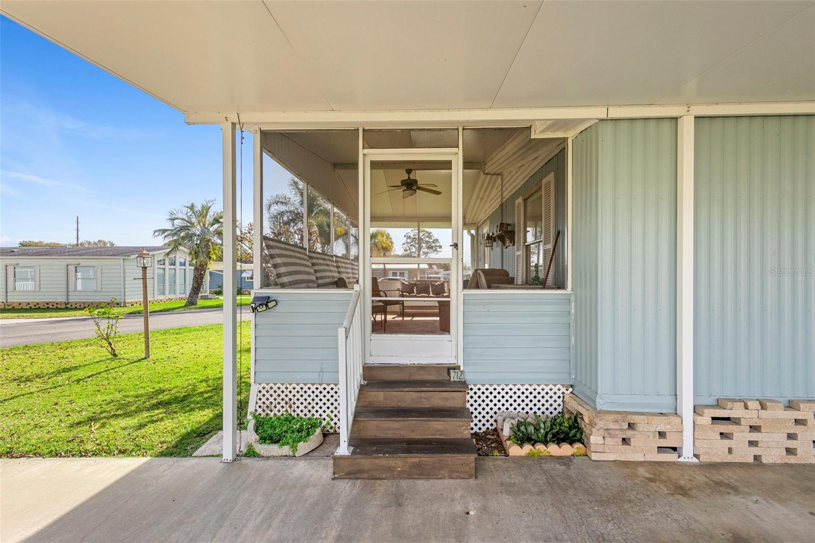 V4941713 Property Photo