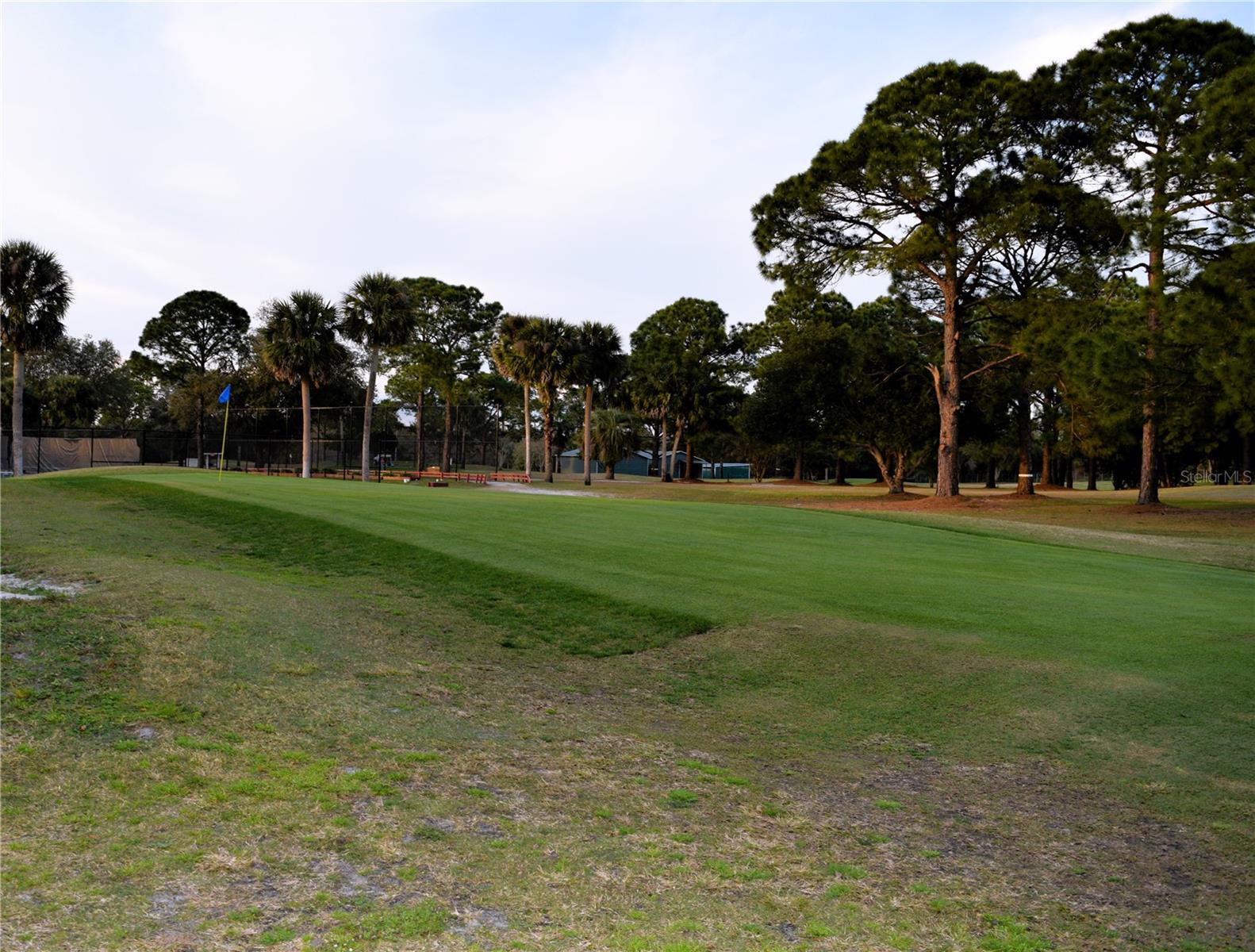 V4941713 Property Photo