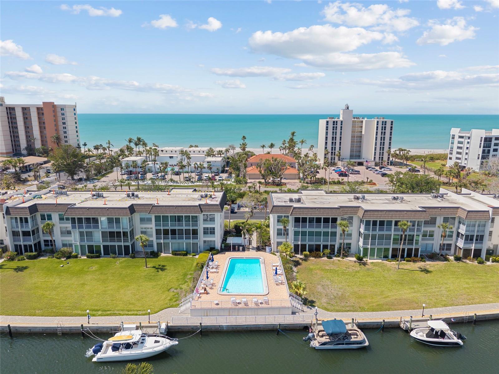 4390 EXETER DR #206, LONGBOAT KEY, FL, 34228