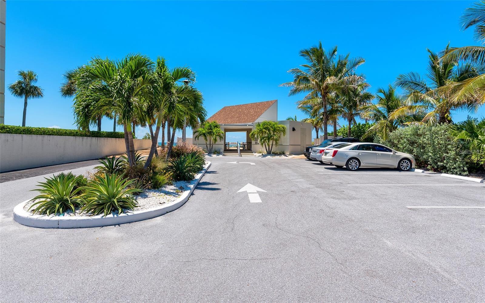 4390 EXETER DR #206, LONGBOAT KEY, FL, 34228