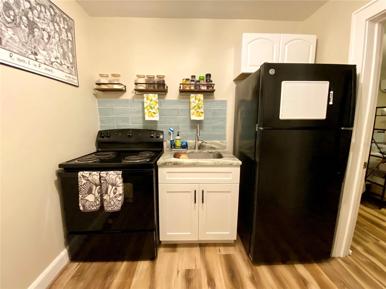 828 22ND AVE N #Apt. West, ST PETERSBURG, FL, 33704