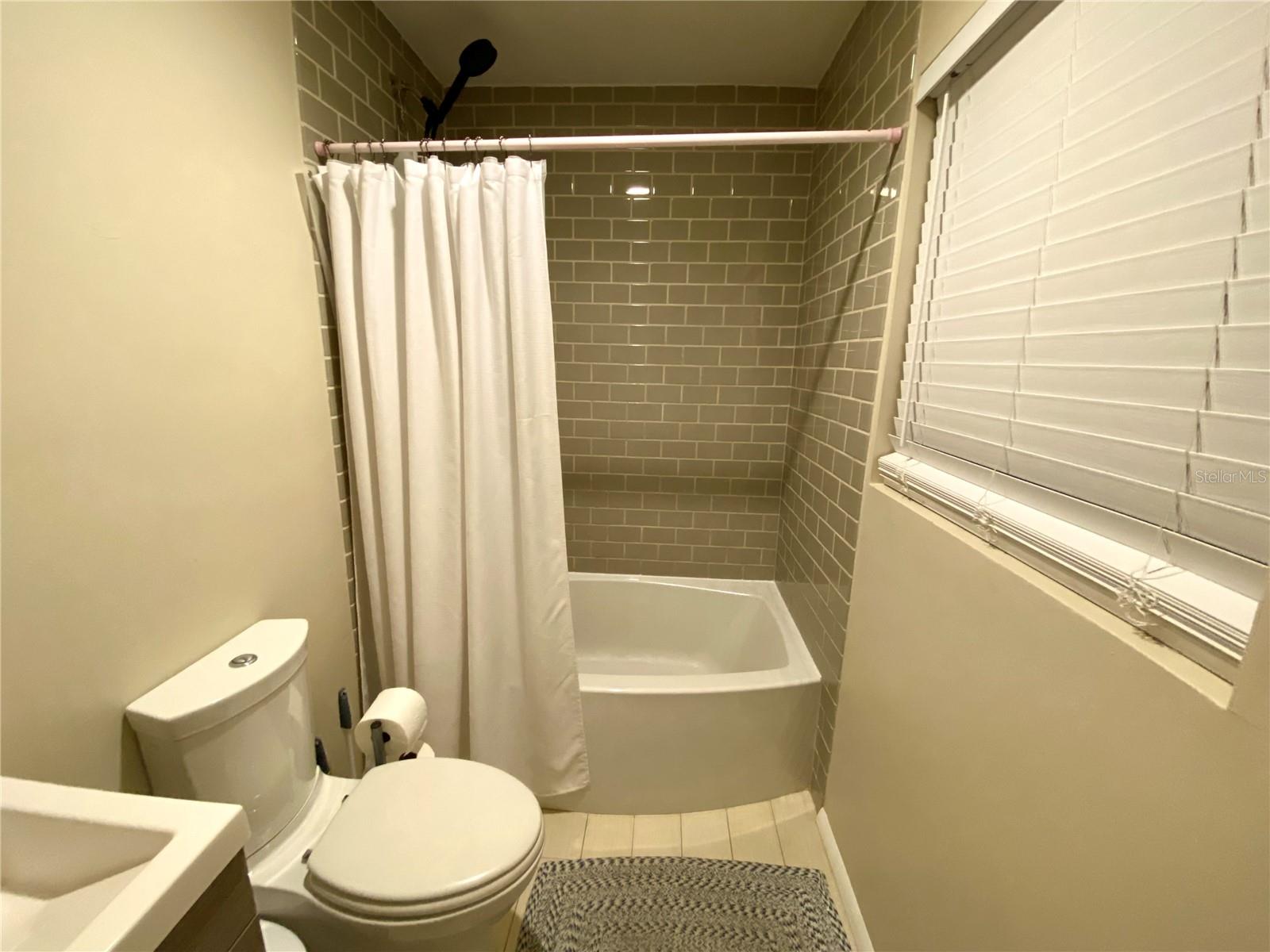 828 22ND AVE N #Apt. West, ST PETERSBURG, FL, 33704