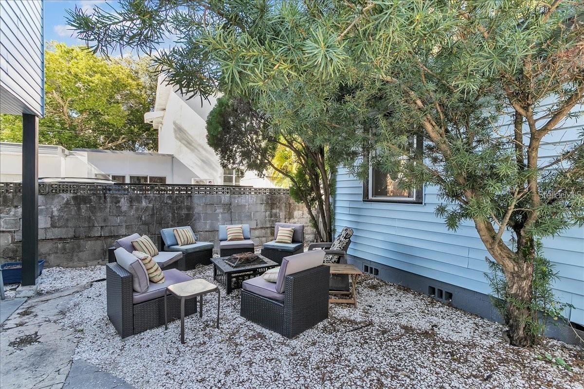 828 22ND AVE N #Apt. West, ST PETERSBURG, FL, 33704