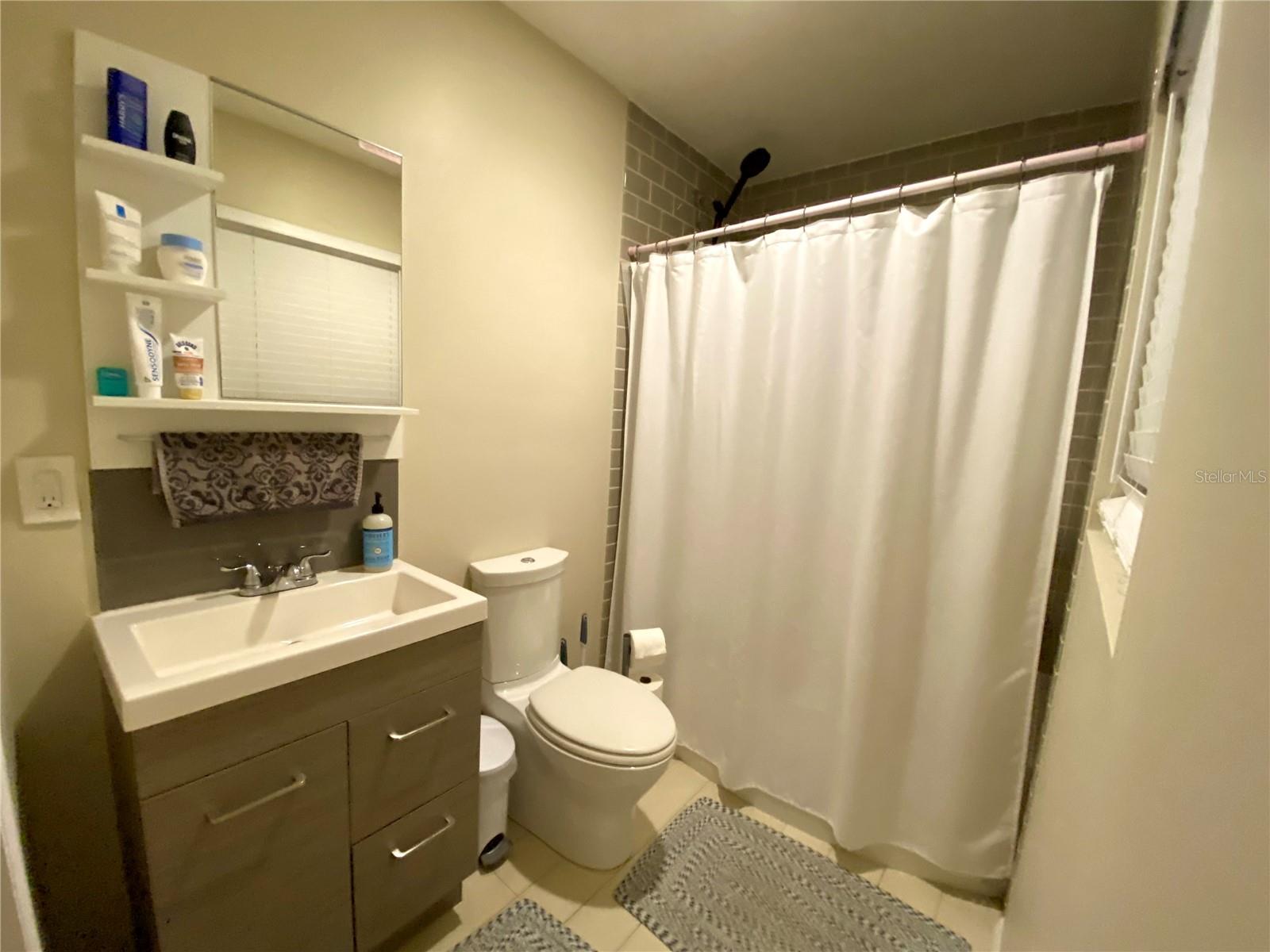 828 22ND AVE N #Apt. West, ST PETERSBURG, FL, 33704