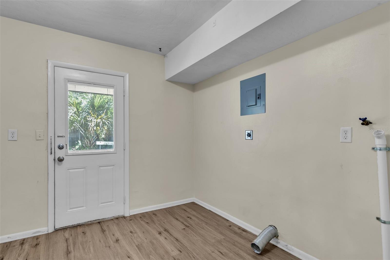 2331 LAKE HELEN OSTEEN RD, DELTONA, FL, 32738