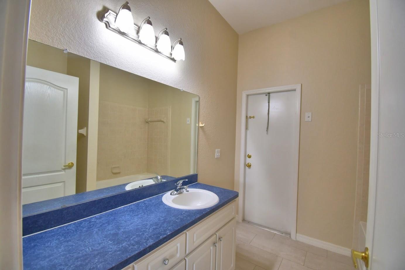 4069 BYRDS CROSSING DR, LAKELAND, FL, 33812