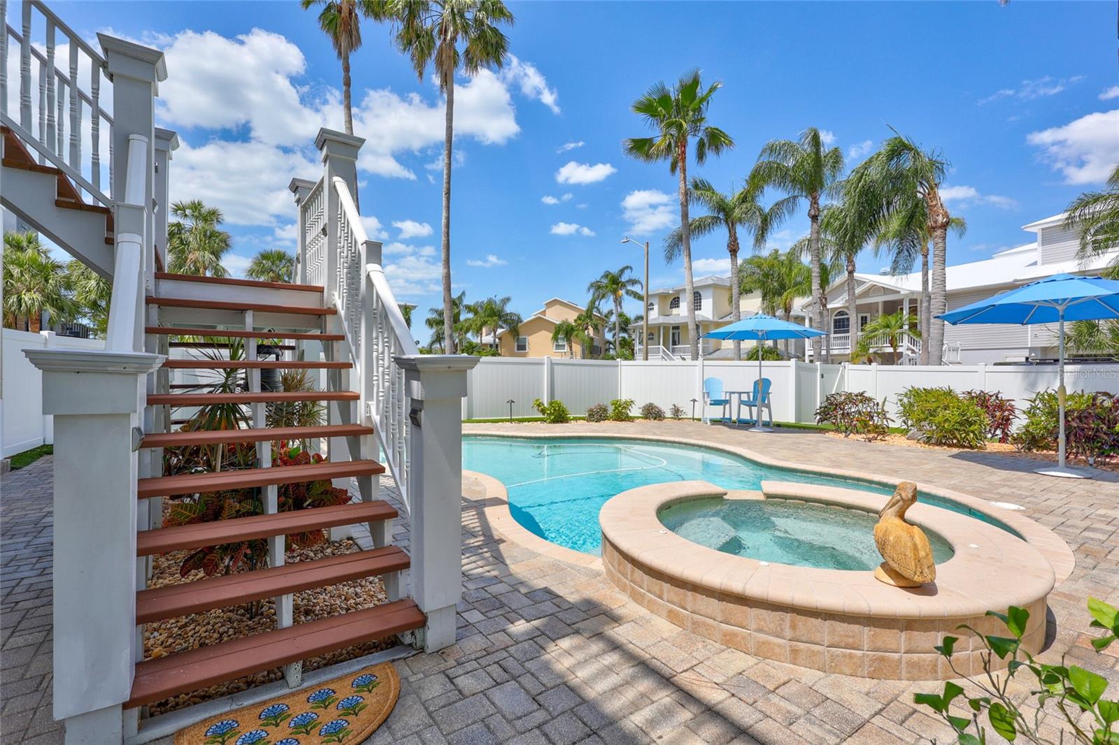 1700 OYSTER POINT WAY, PALM HARBOR, FL, 34683