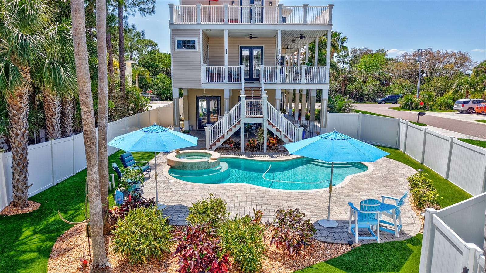 1700 OYSTER POINT WAY, PALM HARBOR, FL, 34683