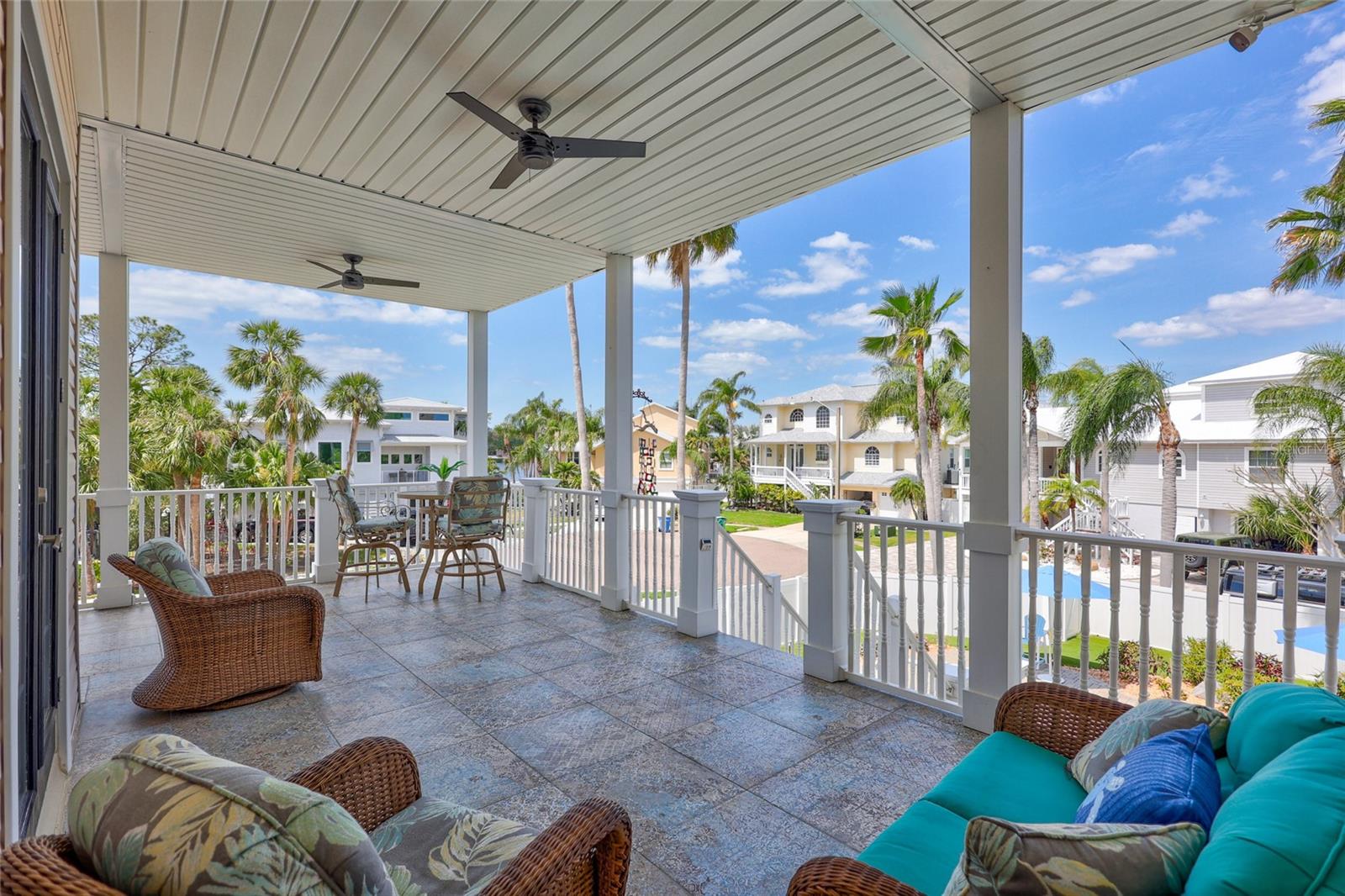 1700 OYSTER POINT WAY, PALM HARBOR, FL, 34683