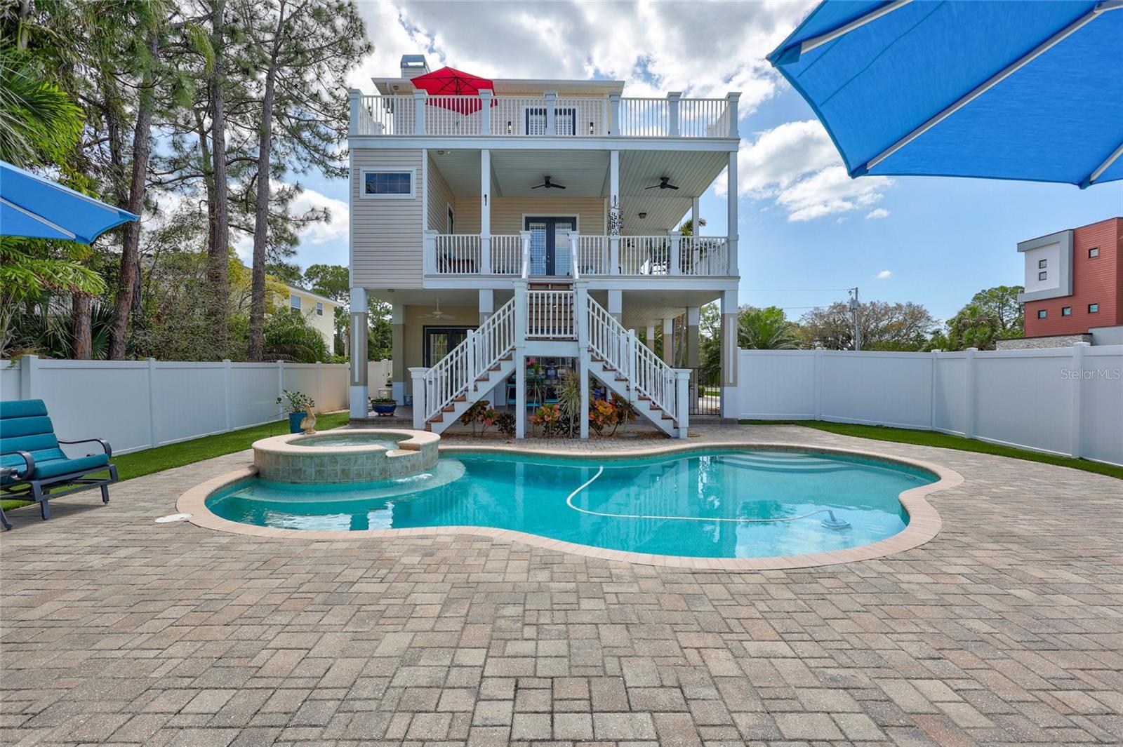 1700 OYSTER POINT WAY, PALM HARBOR, FL, 34683