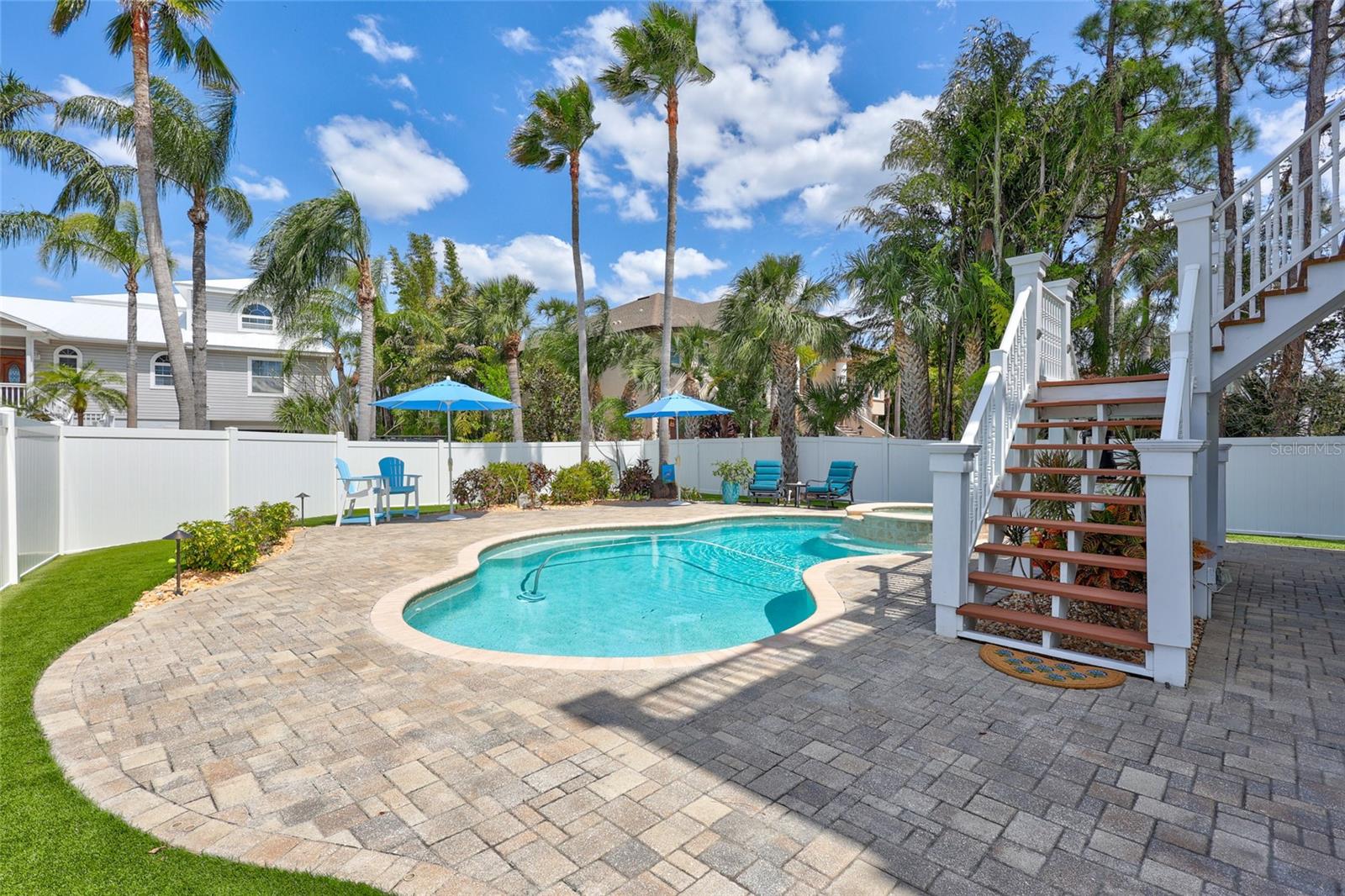 1700 OYSTER POINT WAY, PALM HARBOR, FL, 34683