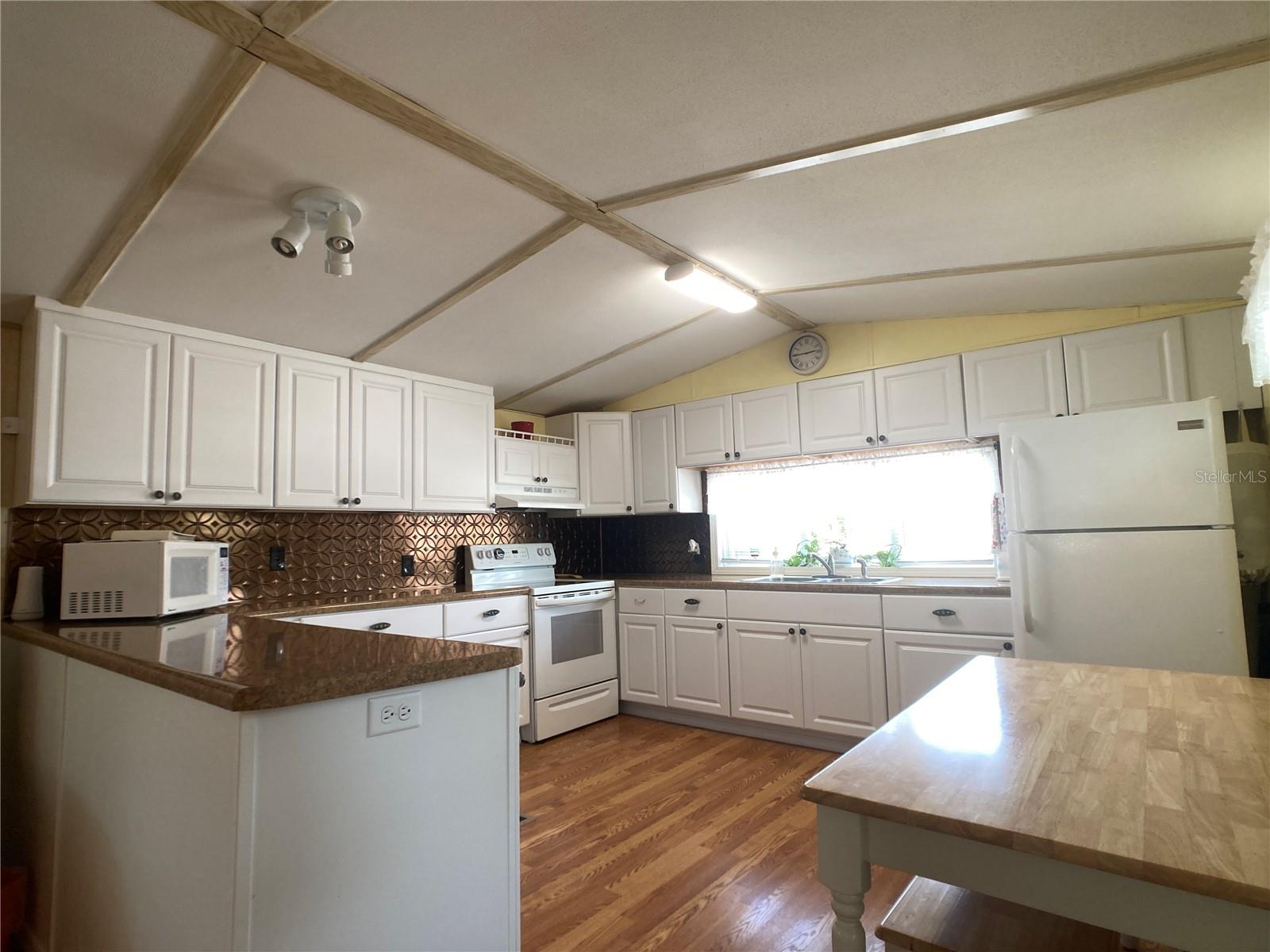 1710 7TH ST SW #24, RUSKIN, FL, 33570