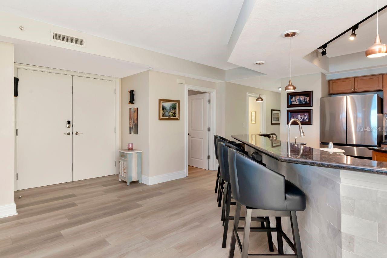 1350 GULF BLVD #301, CLEARWATER BEACH, FL, 33767