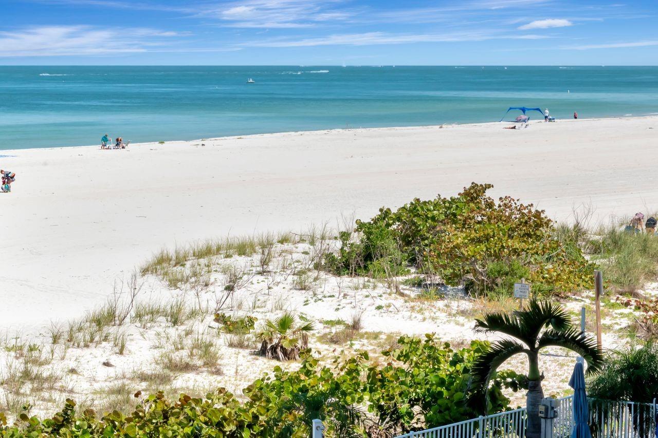 1350 GULF BLVD #301, CLEARWATER BEACH, FL, 33767