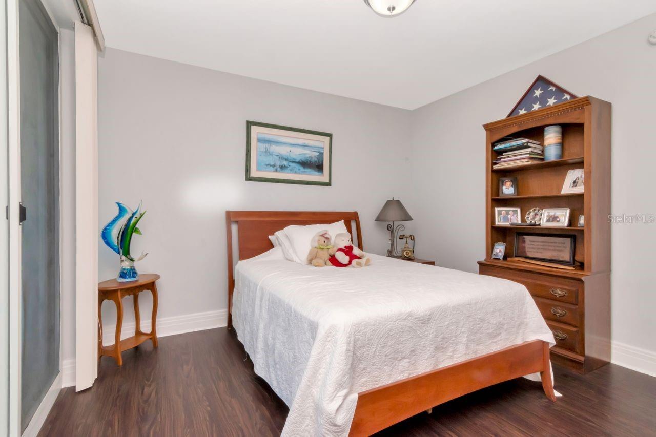 1350 GULF BLVD #301, CLEARWATER BEACH, FL, 33767