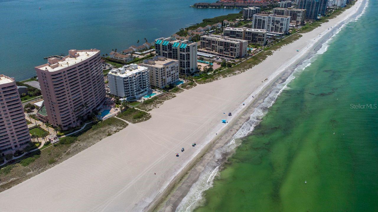1350 GULF BLVD #301, CLEARWATER BEACH, FL, 33767